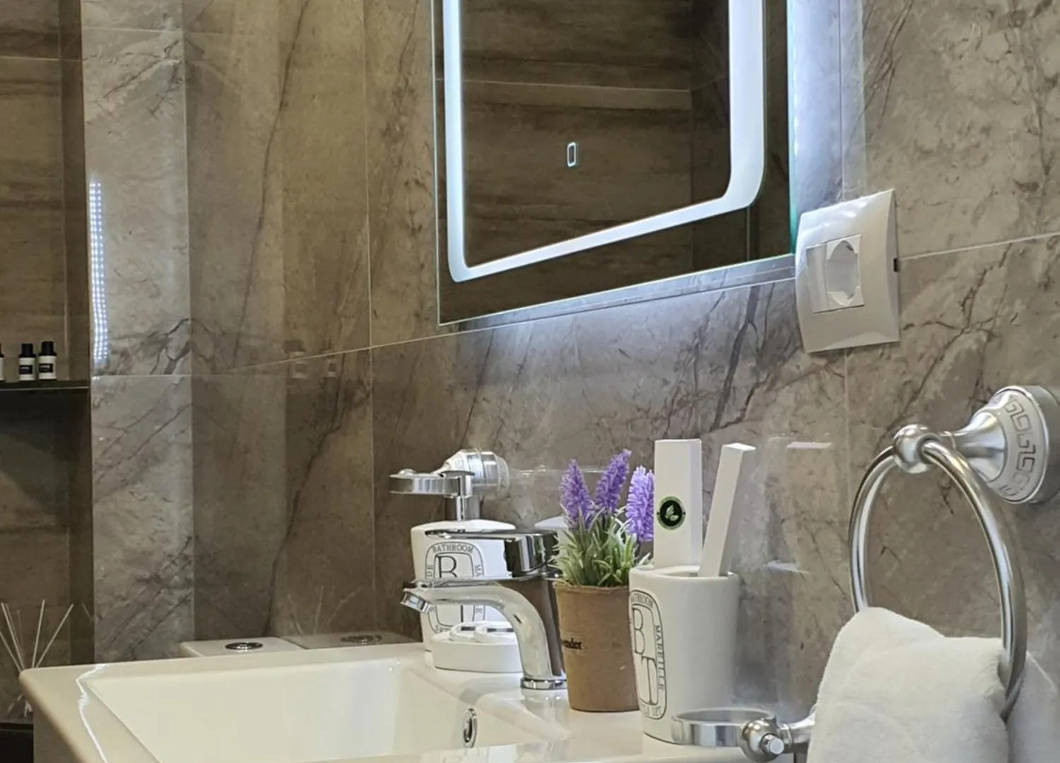 Flore Rooms Sarande