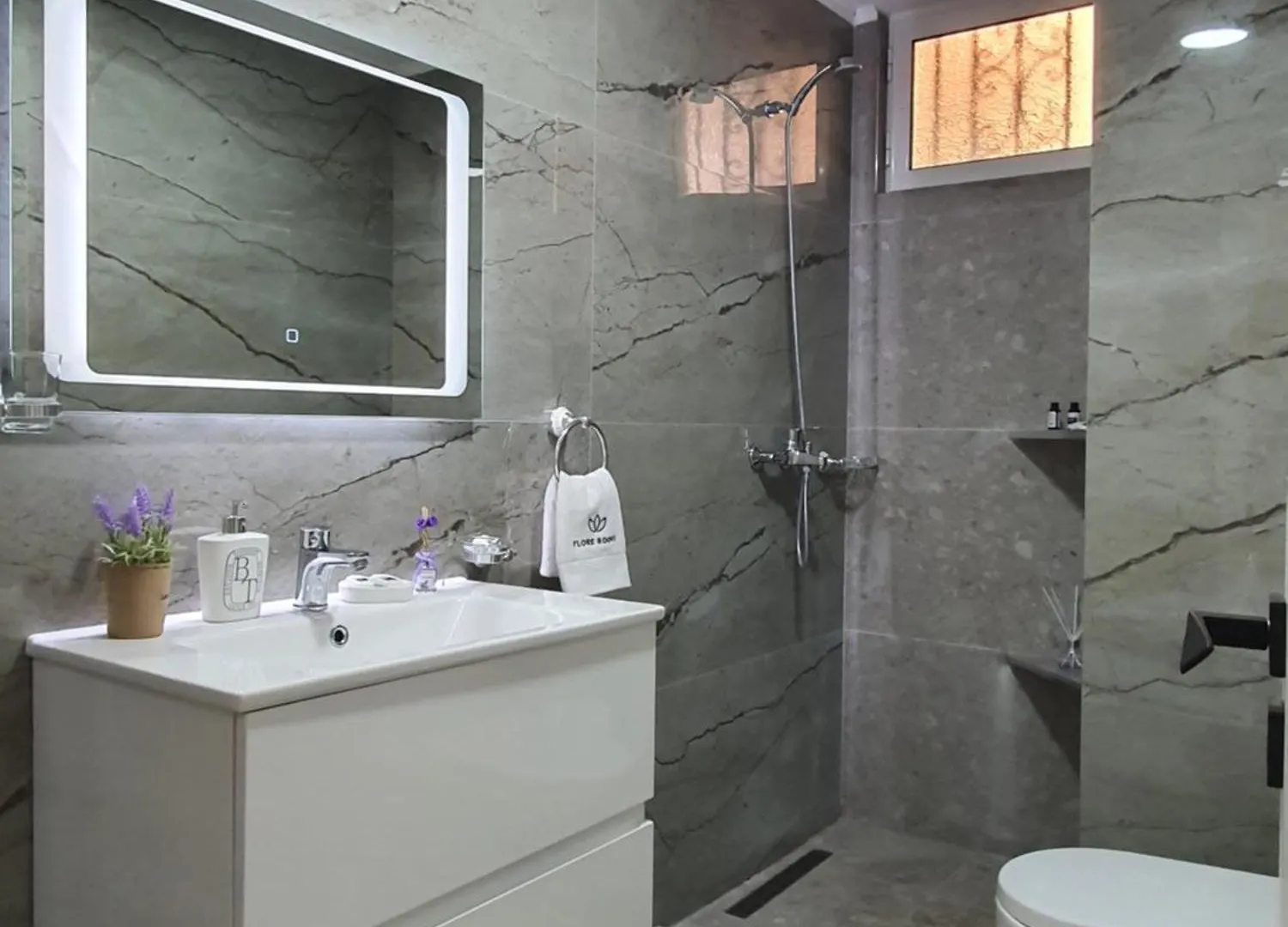 Flore Rooms Sarande