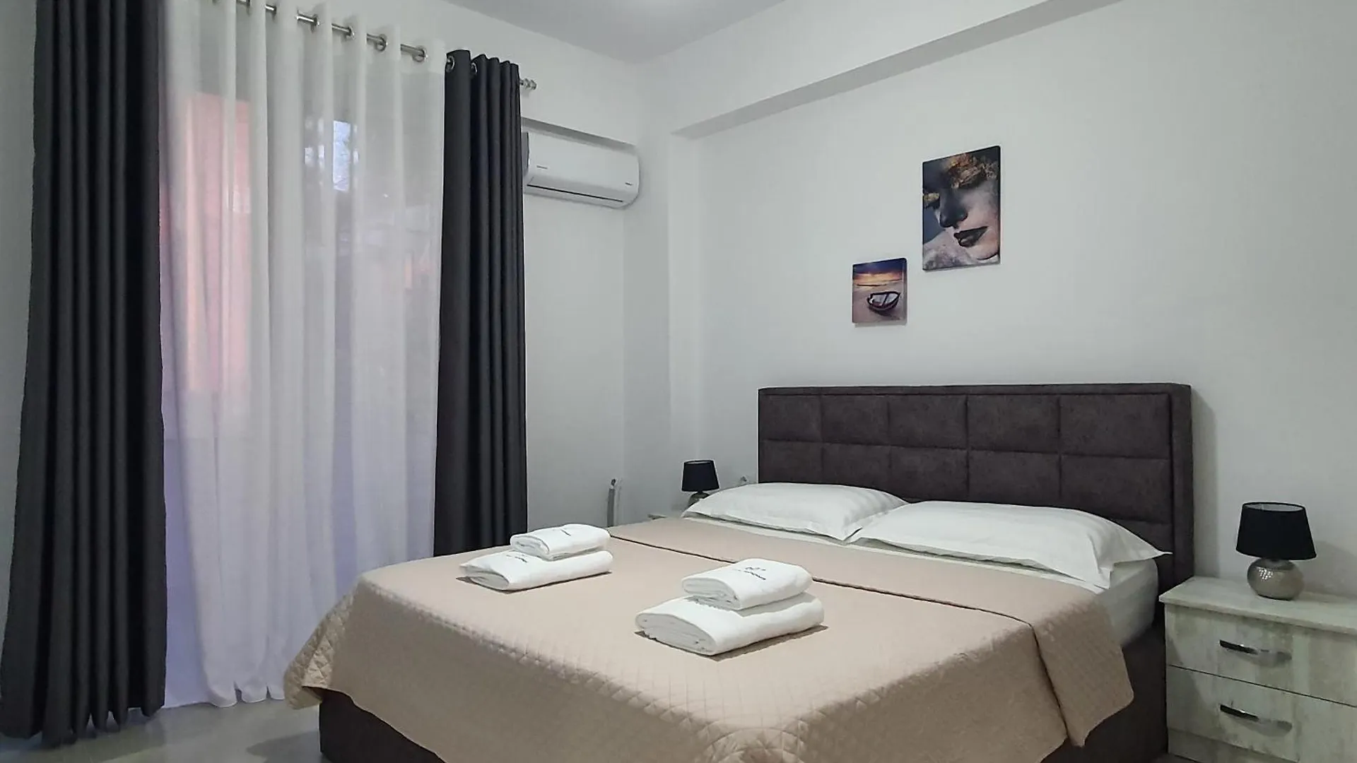 Flore Rooms Sarande Apartment
