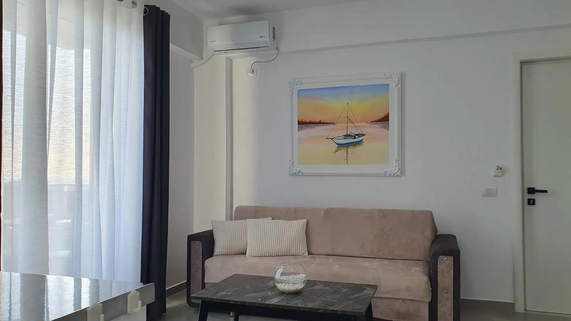 Apartment Flore Rooms Sarande