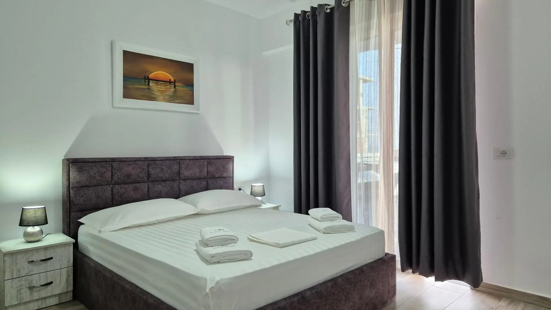 Flore Rooms Sarande Apartment