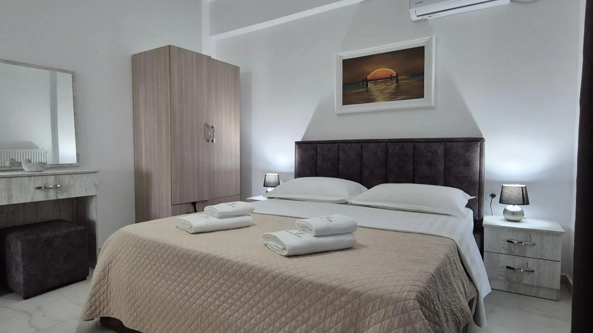 Apartment Flore Rooms Sarande
