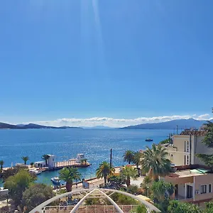3* Ξενοδοχείο Joan